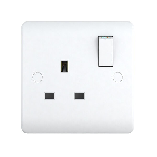 13 Amp 1 Gang Switched Socket