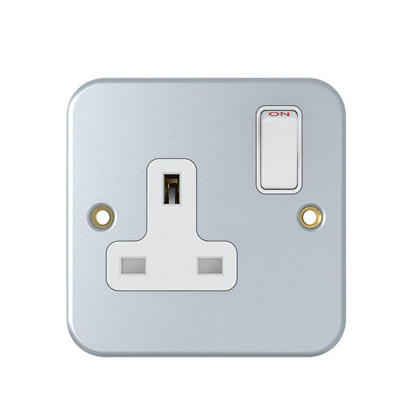 13A 1 Gang Switched Socket DP
